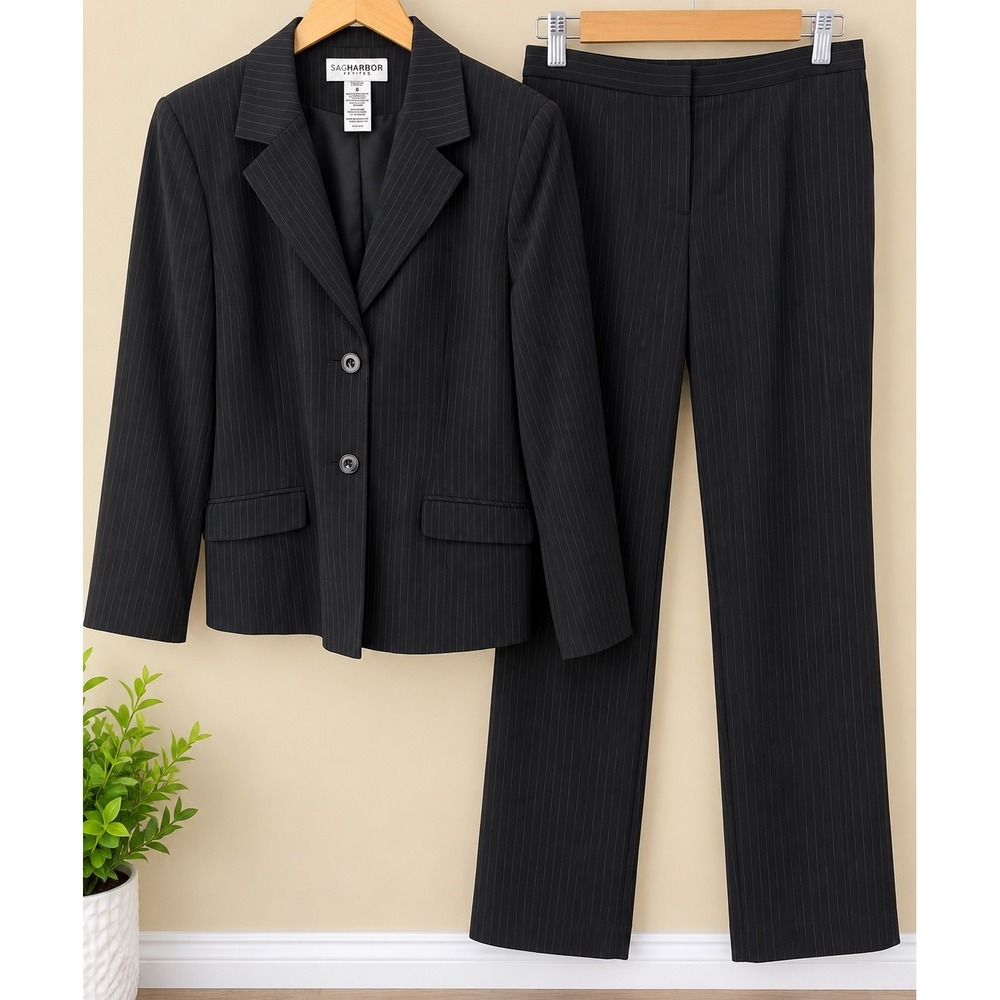 Sag Harbor Stretch Women 12 Blue Pinstripe 2 Piece Pant Suit Set Corporate Power